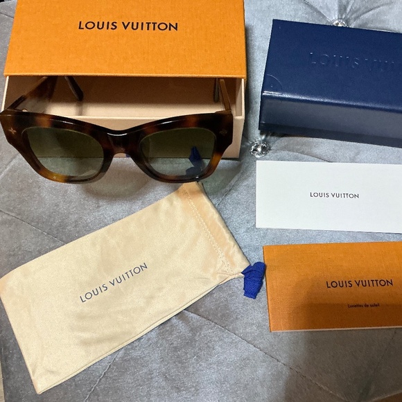 Authentic Louis Vuitton Sunglasses - Picture 1 of 7